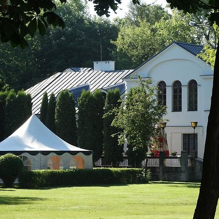 Hotel Wityng Ślesin Екстериор снимка